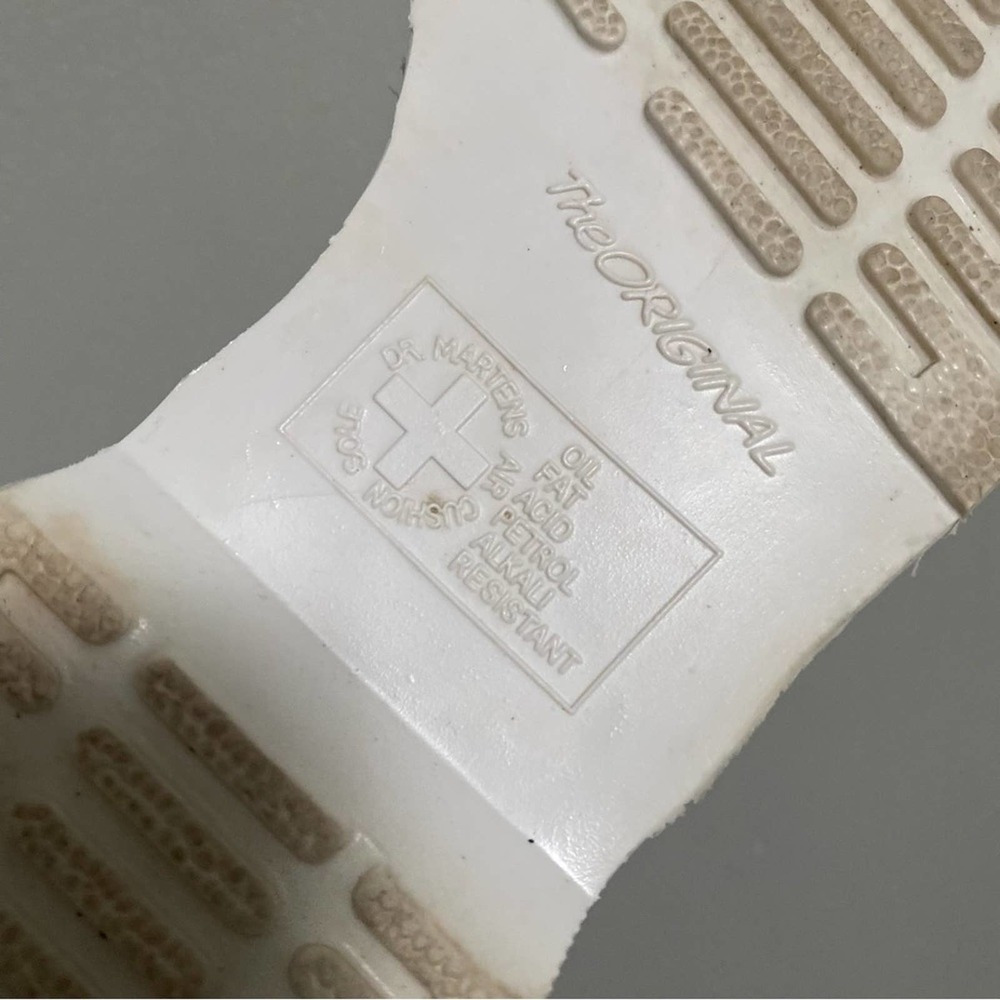 Dr. Martens White Ankle Boots Timeless Style - Picture 10 of 10